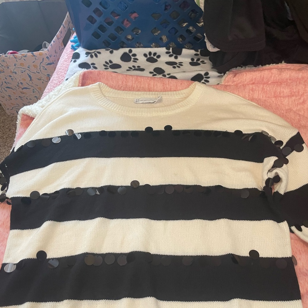 Black and white sweater